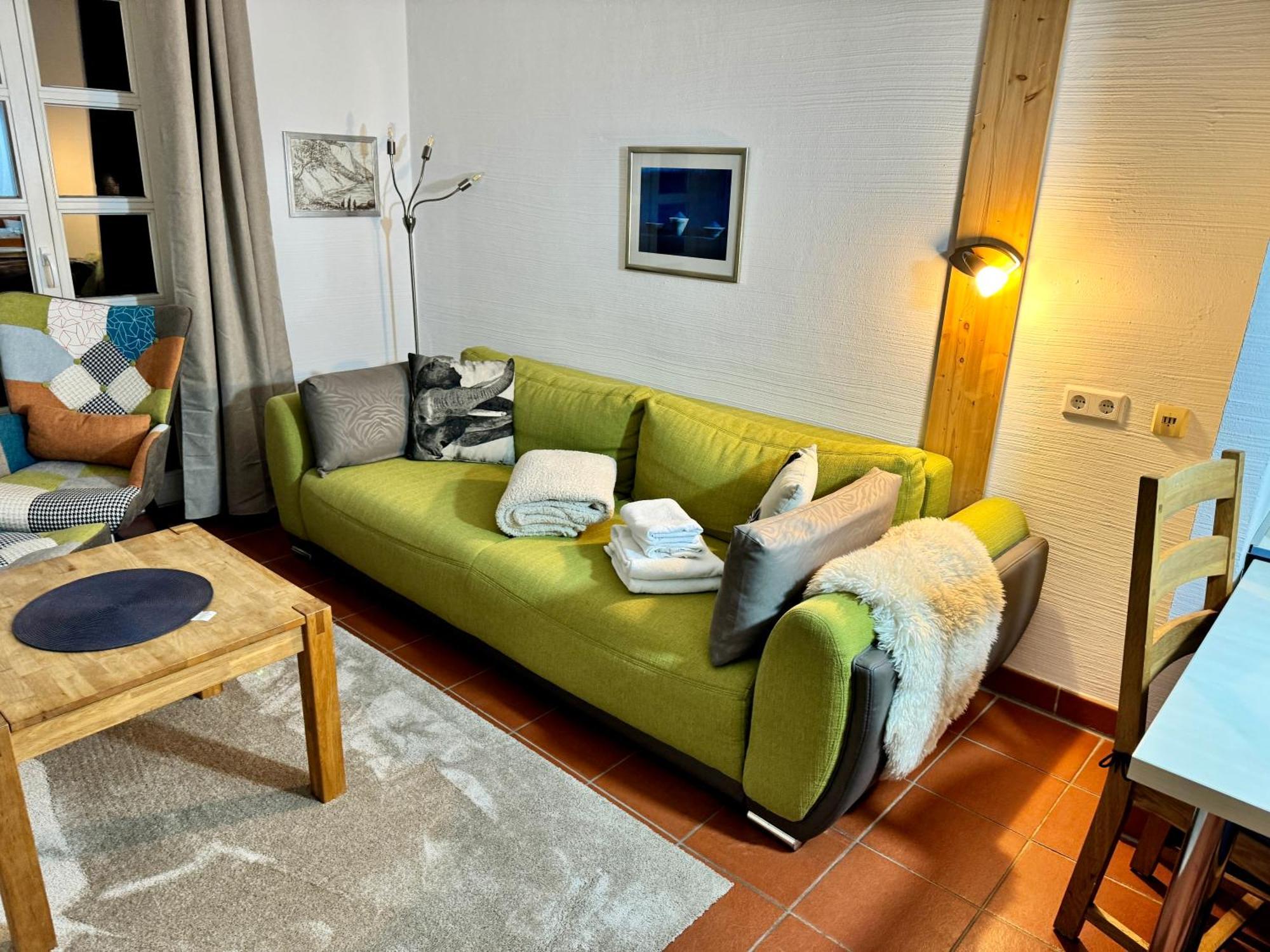 Moewenblick Bakenberg-41 Ferienwohnung Mit Terrasse, Doppelbett, Schlafsofa, Vollstaendige Komfortkueche Dranske Buitenkant foto
